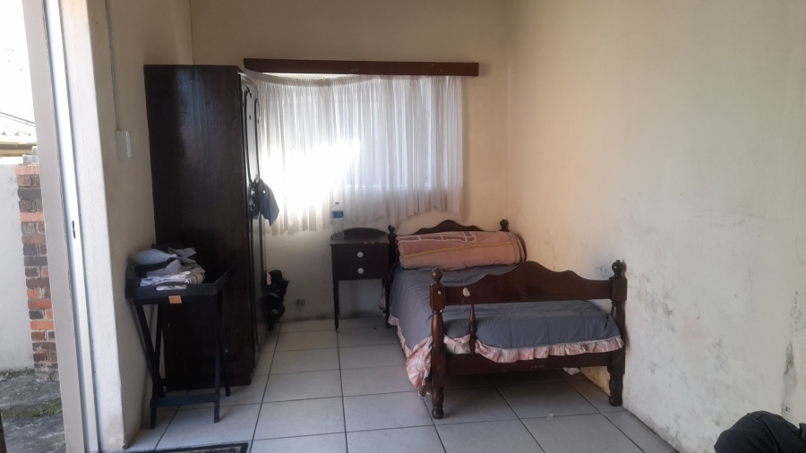 7 Bedroom Property for Sale in Quigney Eastern Cape